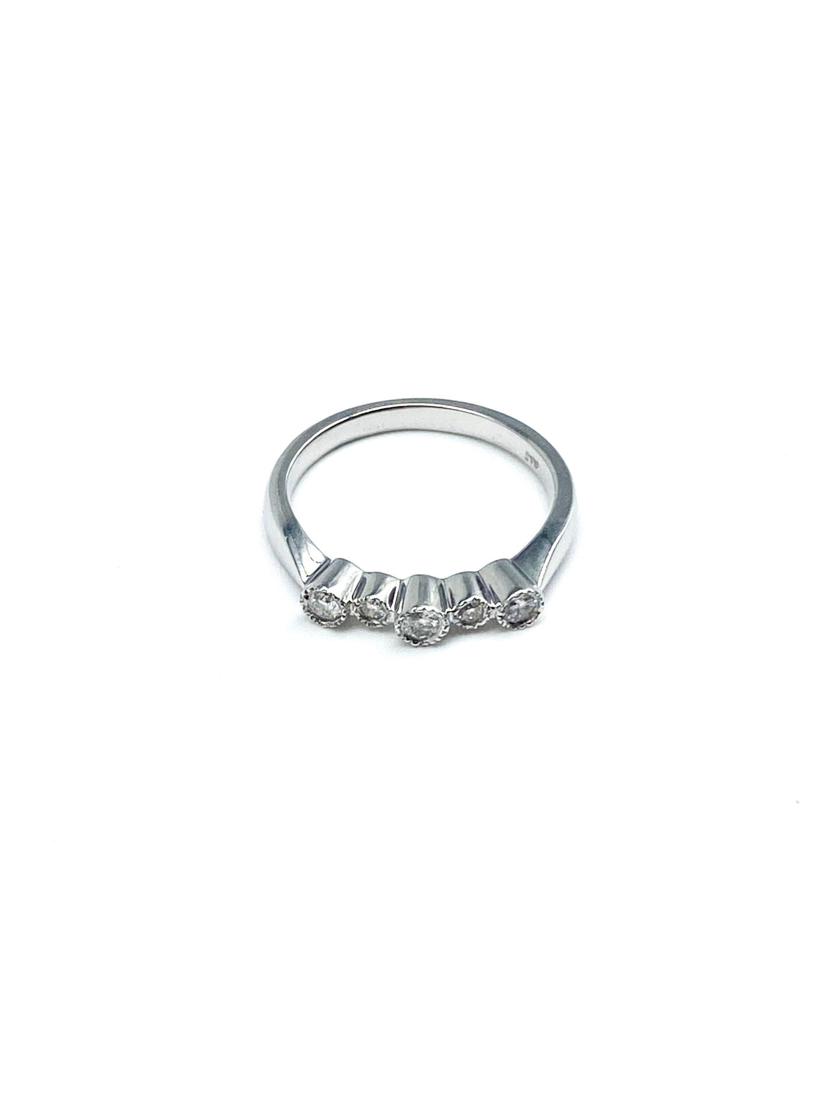 .30 Point Round Brilliant Diamond Ring