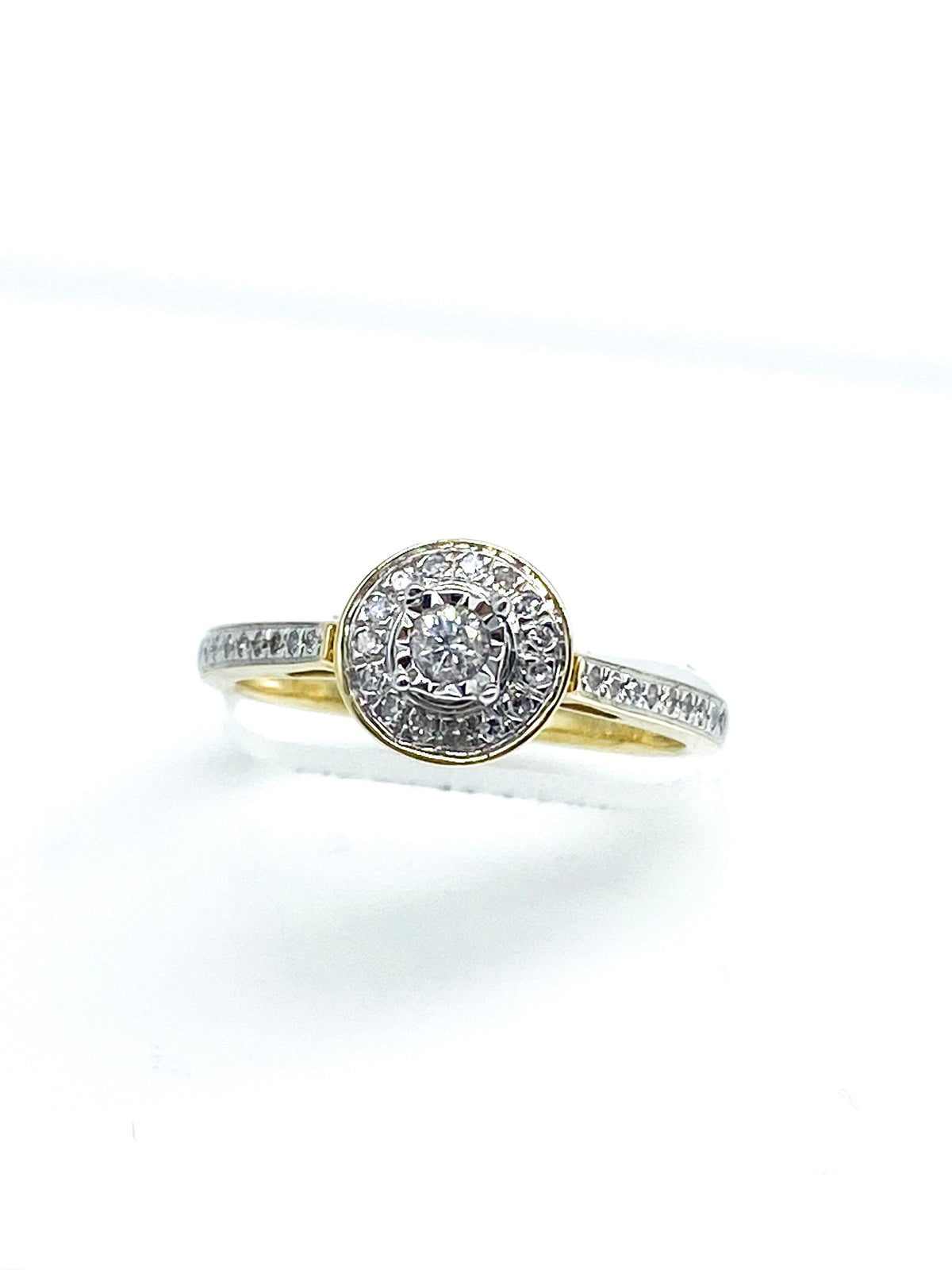 .20 Point Round Brilliant Diamond Ring