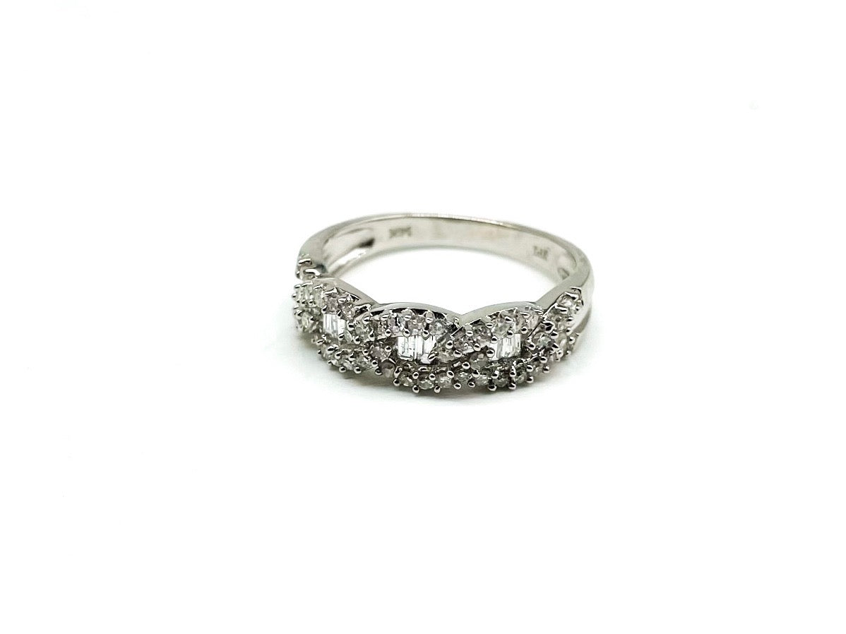 .50 Point Baguette Round Brilliant Diamond Ring