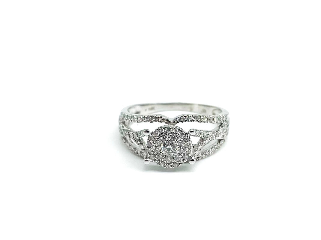 .39 Point Round Brilliant Cut Diamond Ring