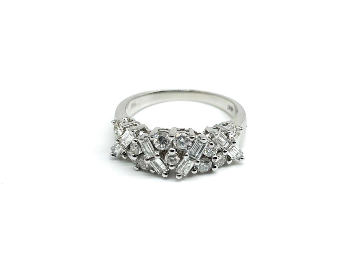 1.00 Point Round Brilliant Baguette Cut Diamond Ring