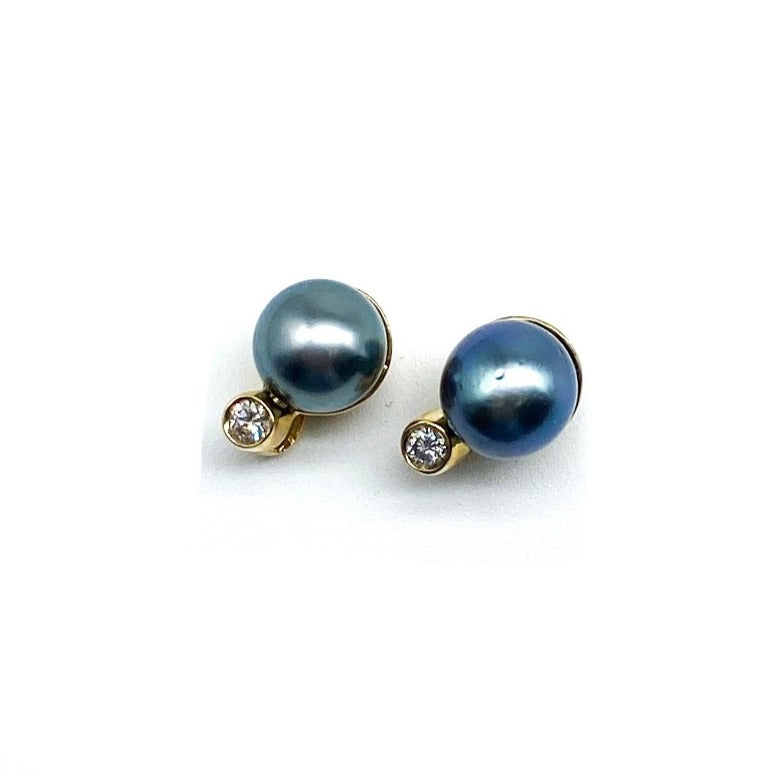 stud earrings