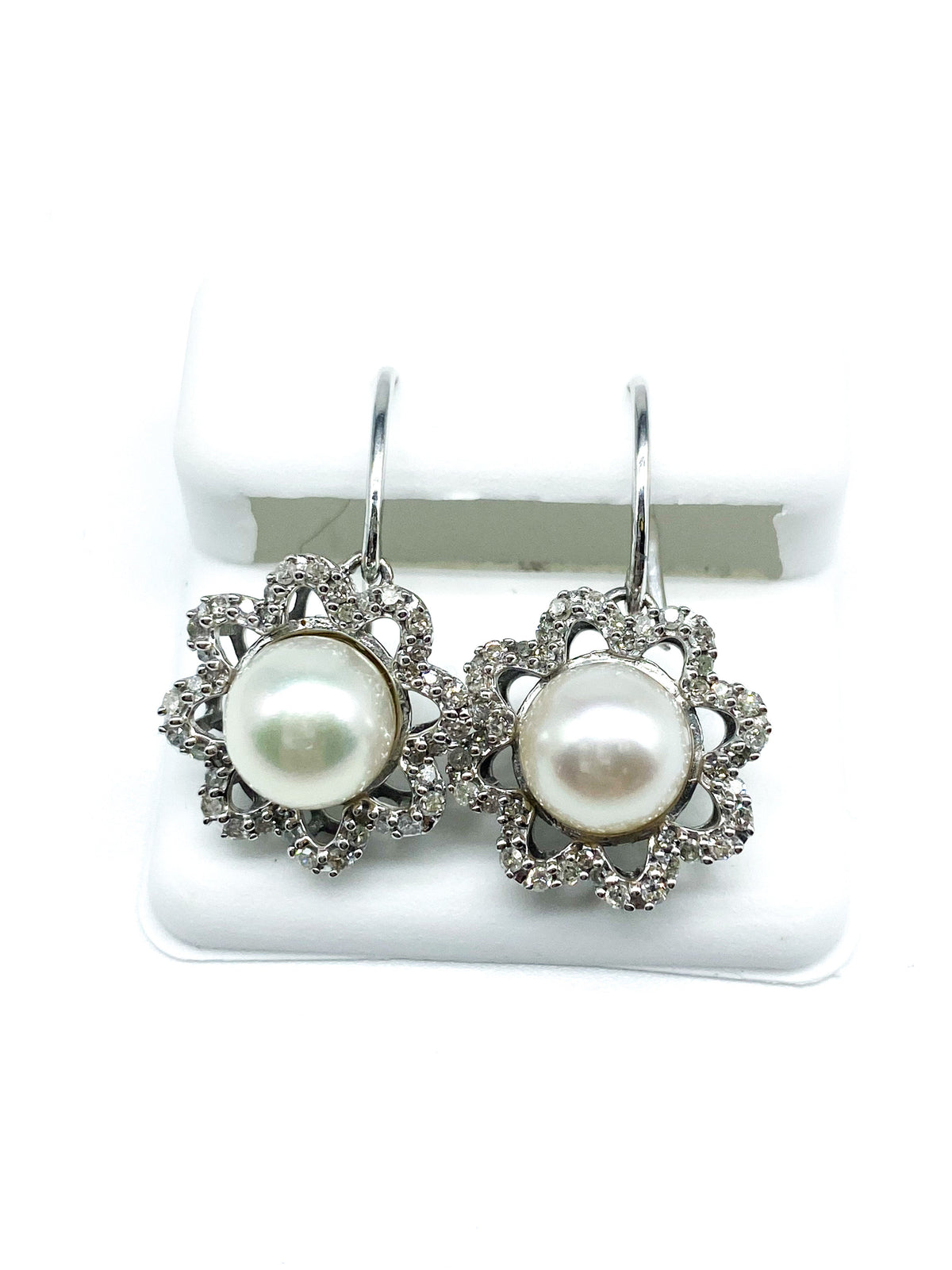.50 Point Round Brilliant Cut Pearl Diamond Earring