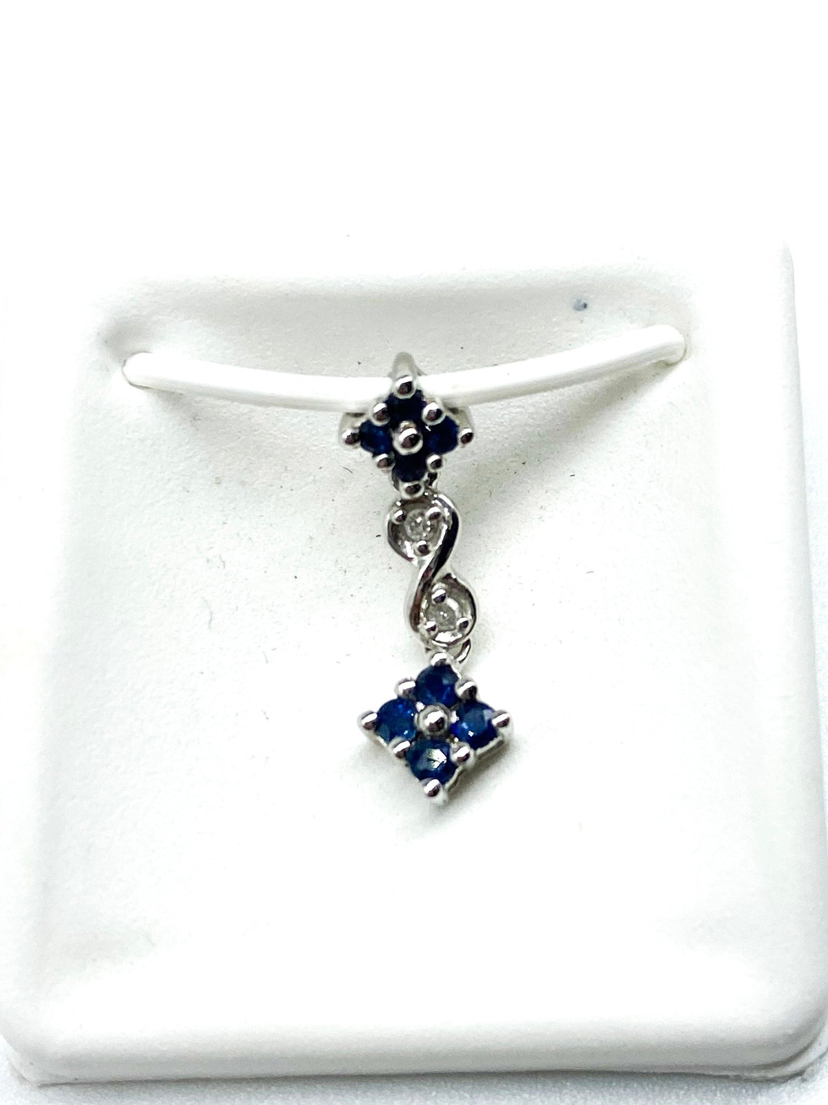 Genuine Blue Round Cut Diamond Pendant