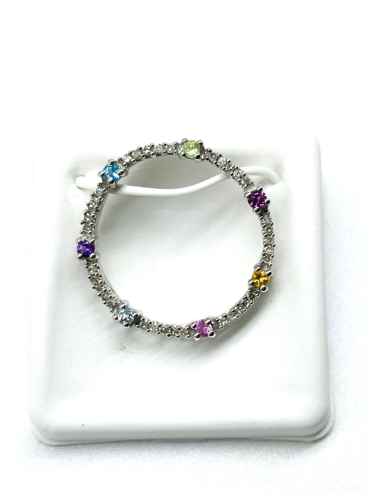 .18 Point Round Brilliant Cut Diamond Pendant