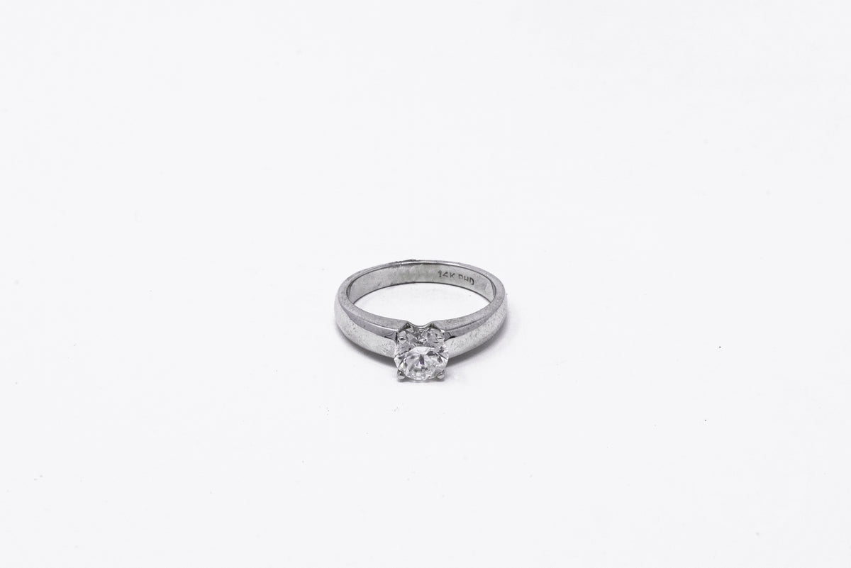 .89 point Round Brilliant Cut Diamond Ring
